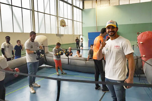 Laval: le champion de boxe Jordy Weiss, coache de jeunes mayennais